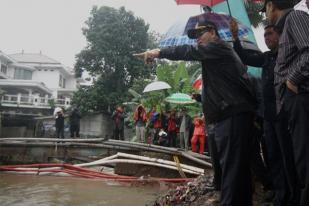 Rombongan Anggota DPR RI Tinjau Jalan Ambles TB Simatupang