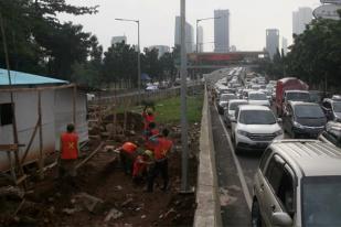 Pelebaran Jalan Dr Satrio Mulai Dikerjakan 