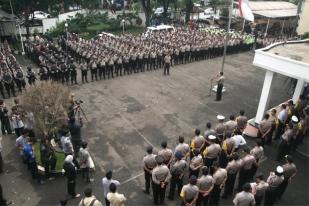 Polda Metro Jaya Gelar Simulasi Penanganan Keamanan di KPU