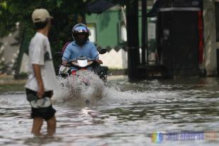 Jalan Kemang Raya Terendam Banjir