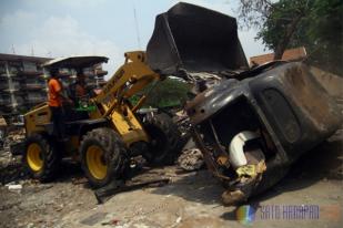 Ratusan Rumah Pemukiman Pemulung Ditertibkan