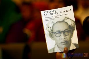 Peluncuran Buku KH Bisri Syansuri 