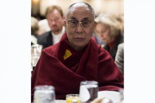 Dalai Lama Hadir di National Prayer Breakfast 