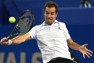 Denis Istomin Melawan Richard Gasquet