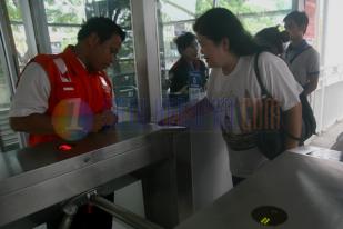 Transjakarta Resmi Terapkan E-ticketing