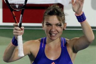 Simona Halep Kalahkan Caroline Wozniacki 