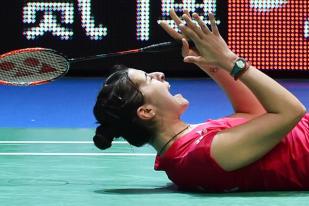 Carolina Menang di All England