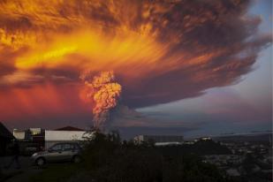 Letusan Gunung Calbuco di Cile