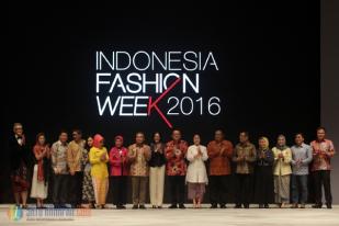 Indonesia Fashion Week 2016 Resmi Dibuka Hari Ini