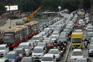 Uji Coba Penghapusan 3 in 1, Jalan Sudirman Padat Merayap