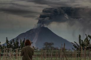 Erupsi Gunung Sinabung 