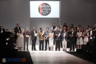 Jakarta Fashion Week 2016 Resmi Dibuka