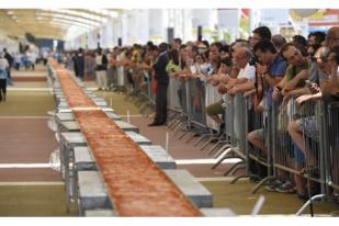 Piza Italia Sepanjang 1,5 Kilometer Masuk Rekor Guinness 