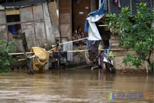 140 Warga Kampung Pulo Mengungsi karena Banjir