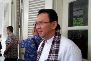 Ahok Hanya Senyum Dapat Dukungan Pilgub 2017 dari Netizen