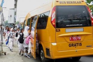  Wacana Penghapusan Bus Sekolah Dibatalkan