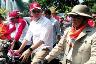 "Amerika yang Harus Belajar dari Kita"