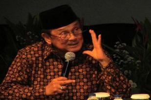 Habibie Dirawat di RS Boromeus Bandung 