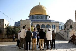 Israel Tak Larang Umat Muslim Salat Jumat di Masjid Al-Aqsa 