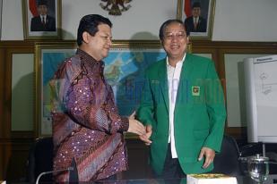 Djan Faridz Datangi KPU