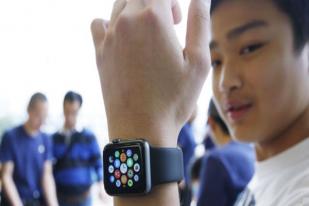 Kurang dari Sejam, Persediaan Awal Apple Watch Ludes