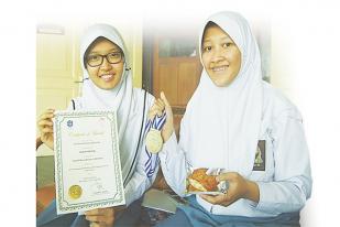 Siswi Semarang Raih Emas Berkat Tusuk Gigi Boraks