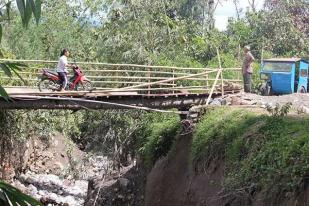 Terancam Banjir Lahar Dingin Sinabung, Warga Kembali Mengungsi 