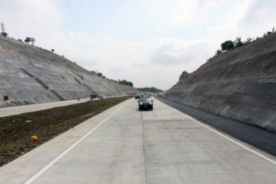 Jalan Tol Jawa Tersambung Tahun 2018