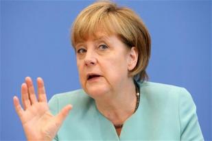 “Angela Merkel” Bintangi Iklan Majalah Lesbian?