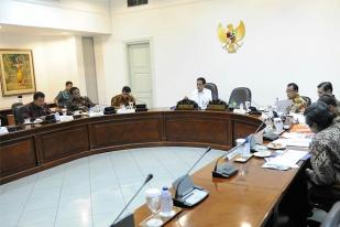 Ekonom Asing Tak Sabar Tunggu Jokowi Reshuffle Kabinet