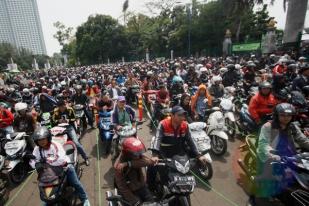 Tukang Ojek GrabBike Harus Penuhi Standar Aman, Nyaman, Cepat