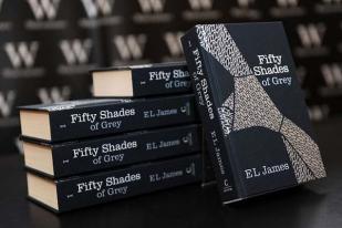 Didenda $ 14 Juta Gelapkan Royalti Novel Fifty Shades of Grey