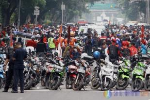 Amankan Demo, Kapolda Metro Jaya Larang Anggota Bawa Pistol 