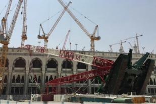 Crane yang Runtuh di Mekkah Milik Keluarga Osama Bin Laden