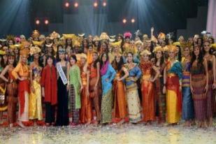 Hari Keempat, Kontestan Miss World Kunjungi Bali Marine Safari Park