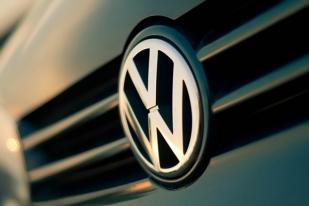 Fitch Turunkan Peringkat Kredit VW Akibat Skandal Emisi