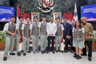 Sembilan Siswa SMAK PENABUR Jakarta Penerima BIM Mendapatkan Pesan Ini dari Pj Gubernur DKI Jakarta