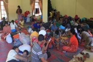 GBKP Klasis Kabanjahe Kerahkan Relawan Bantu Pengungsi Gunung Sinabung