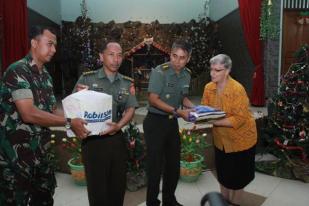 Panitia Natal Bersama Mabes TNI Gelar Baksos