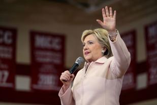 Hillary Clinton Kalah di Pemungutan Suara Awal New Hampshire