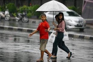 Hujan Lebat Guyur Jakarta, 11 Pintu Air Masih Aman