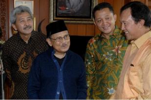 Habibie Jalani Perawatan di RSPAD