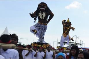 Umat Hindu Tapa Brata Penyepian