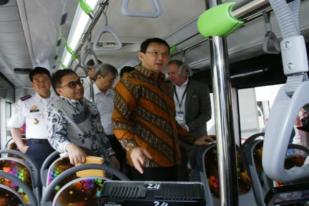 Tambah Bus Transjakarta, Ahok Lirik Scania