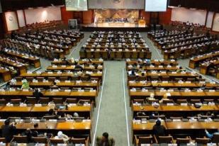 Masa Sidang III Ditutup, DPR Setujui Enam UU