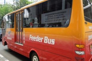 Feeder Bus Transjakarta di Stasiun Tebet Mulai Beroperasi