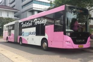 Transjakarta Luncurkan Bus Khusus Perempuan