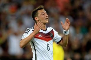 Ozil Menyebut Jerman Masih Favorit di Euro 2016