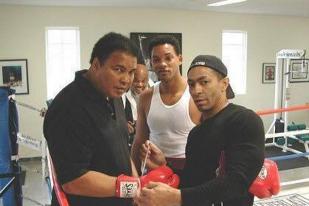 Will Smith dan Lennox Lewis akan Usung Peti Jenazah Muhammad Ali