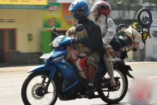 Menhub Kaji Peraturan Pembatasan Sepeda Motor